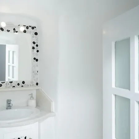 Masterful Santorini | Elladan | Adult Only | 1 Bedroom | Stunning Sea Views | Private Furnished Terrace With Jetted Tub | Villa Oia